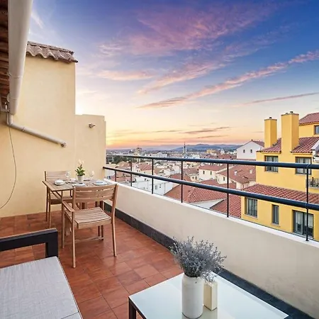 Διαμέρισμα Charming 1br With Terrace Views Of Bridge | By Airnest *