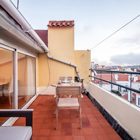 Charming 1br With Terrace Views Of Bridge | By Airnest Apartment *
