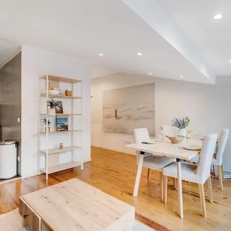 Charming 1br With Terrace Views Of Bridge | By Airnest *